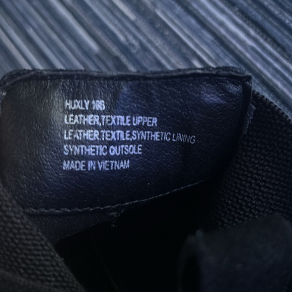 🆕 Dolce Vita Women’s Chelsea Black Suede Ankle Booties Huxly Lug Soles Size 10 - Picture 7 of 8